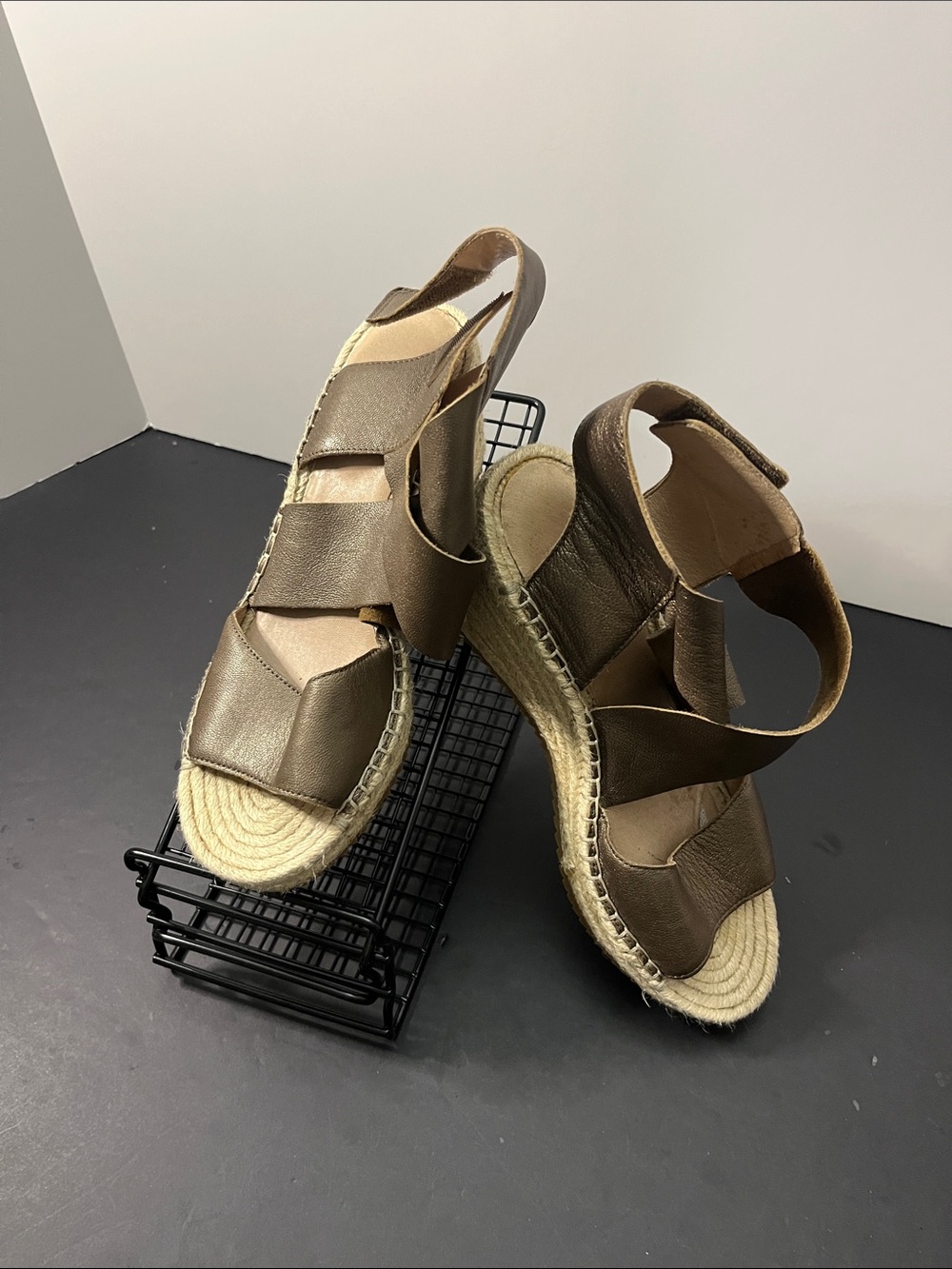 Eileen Fisher Brown Leather Espadrille Wedge Sandals - Size 7